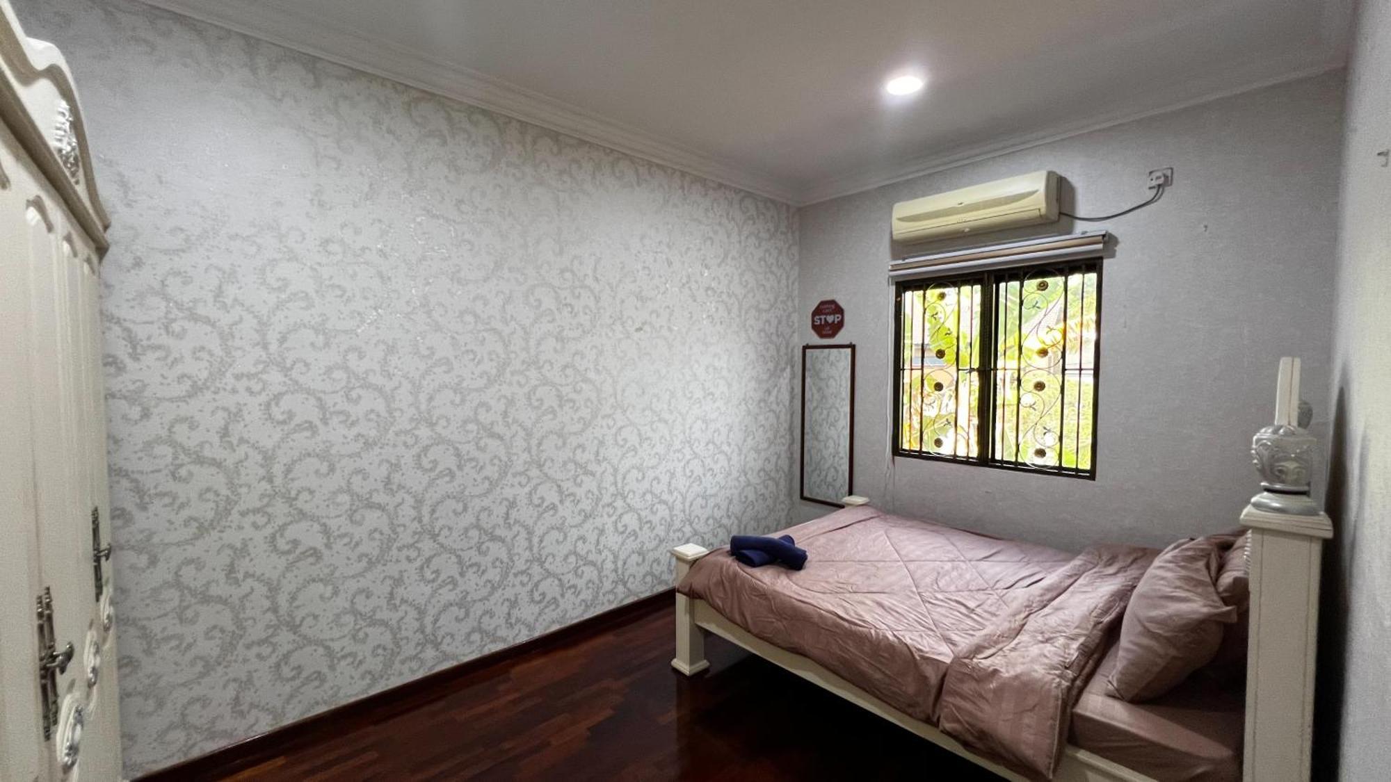 Yb Guest House 4 Bilik 5 Katil Chukai Bagian luar foto