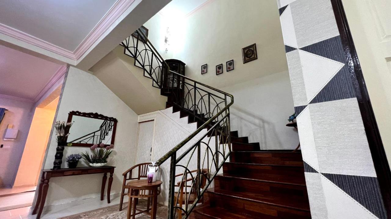 Yb Guest House 4 Bilik 5 Katil Chukai Bagian luar foto