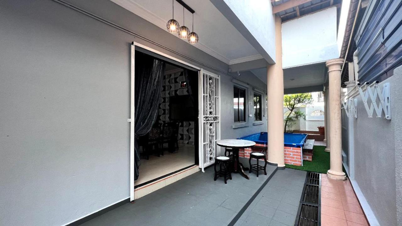 Yb Guest House 4 Bilik 5 Katil Chukai Bagian luar foto