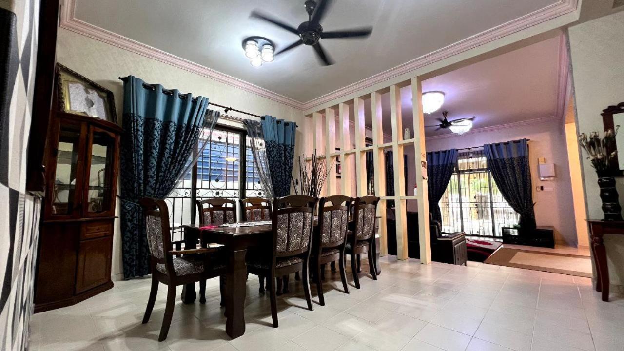 Yb Guest House 4 Bilik 5 Katil Chukai Bagian luar foto